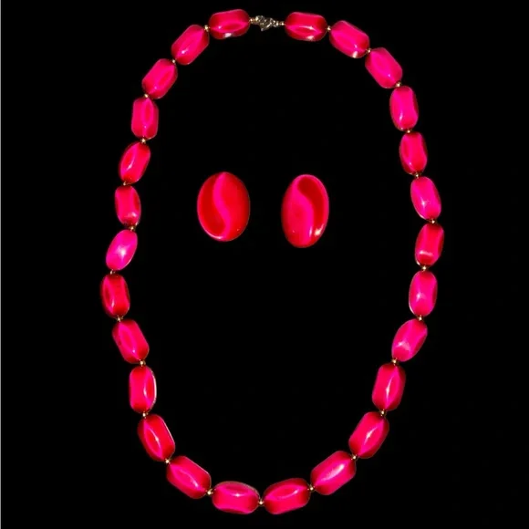 Elegant Pink Jewelry Set (clip earrings) - Picture 1 of 2